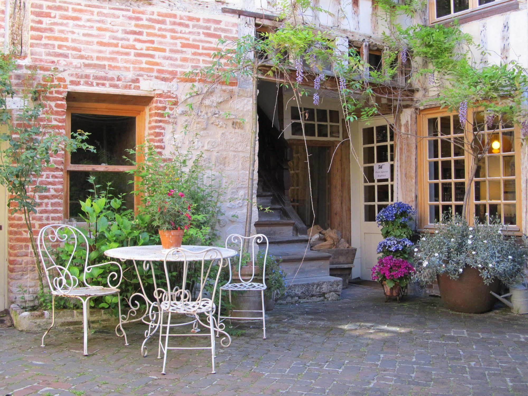 Chambres D'Hotes A L'Ecole Buissonniere Honfleur Exterior photo